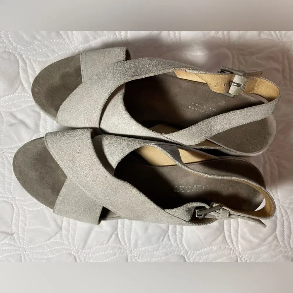 Janet Sport Bone Colored Platform Shoes Size 5.5